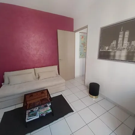 Lou Pescadou アパート